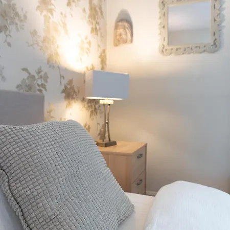 Golden - Luxury Near Krakow Villa