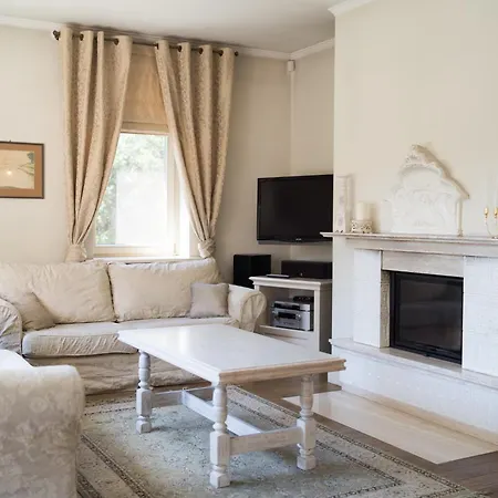 Golden - Luxury Near Krakow Villa