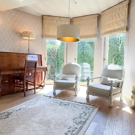 Golden - Luxury Near Krakow Villa Wegrzce