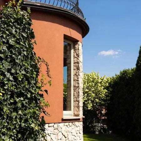 Golden Luxury Garden - Krakow * Węgrzce