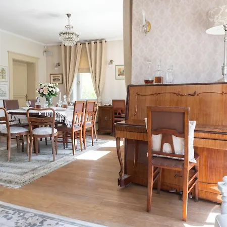 Villa Golden Luxury Garden - Kraków *